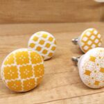 Kerámia bútorgomb, sárga arany mintás 2 - Image 2